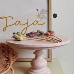Cake holder By WoodVin